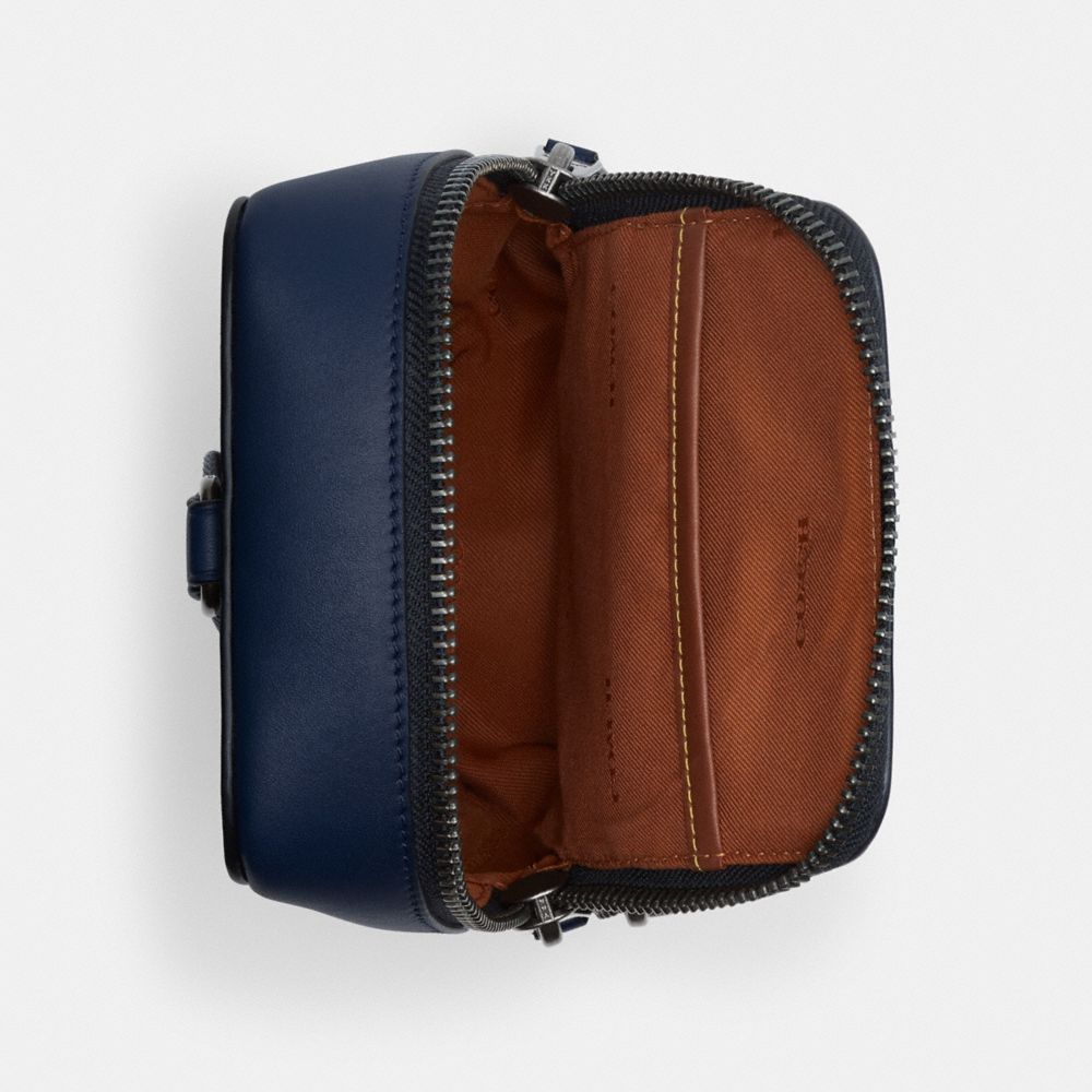 Deep Blue Coach Gotham Sling Pack 13 Men Messenger & Crossbody | 7234TURAW