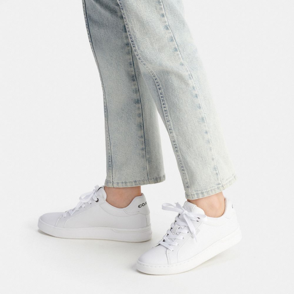 Optic White Coach Lowline Low Top Women Sneakers | 0652ZTAQC